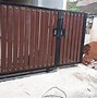 Pintu Besi Plat Bolong